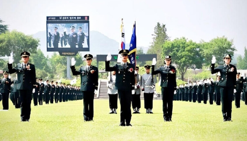 군 간부 연봉 4천만 원 돌파, 대기...