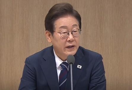 李대통령 "대출 연장도 신규 대출과 다르지 않다" 전방위 규제안 지시